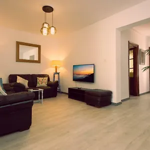  Apartamento Alhaurin Old Town, Casa Flamingo, 2 Bed